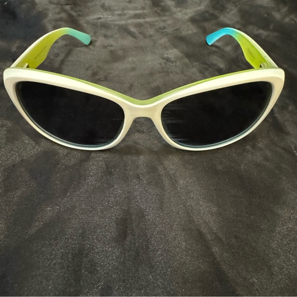 Ocean Eyes Kauai Sunglasses - Picture 2 of 6